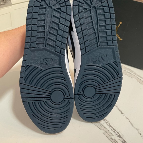 Air Jordan 1 Low Men’s size 13 - Picture 9 of 10